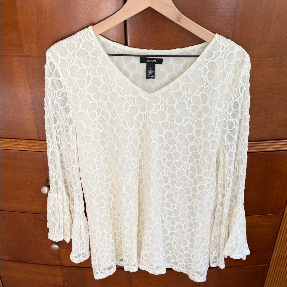 Alfani Ivory Floral Lace Blouse size large